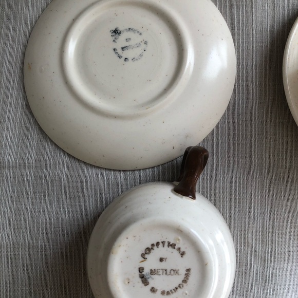 Poppy Trail Woodland four cups and saucers mid century pottery . 34$ - Picture 3 of 3